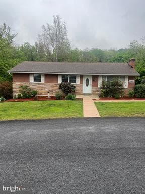 12400 GRAMLICH ROAD - Photo 1