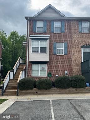 240 MIKE DRIVE - Photo 1