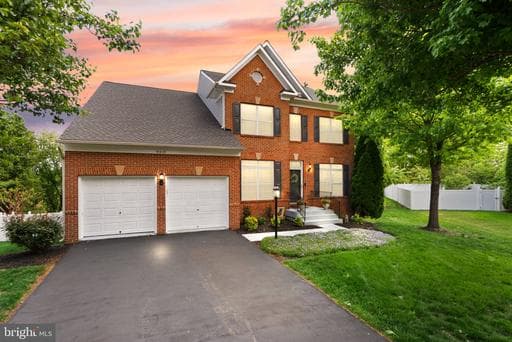 16609 Badger Ct, Dumfries, VA 22026-6800, United States - Photo 1