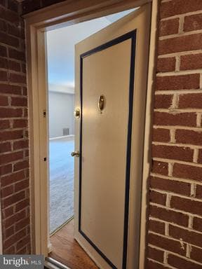 207 Erin Way, Reisterstown, MD 21136-3429, United States - Photo 1