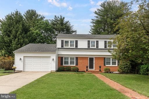 718 BEDFORD ROAD - Photo 1