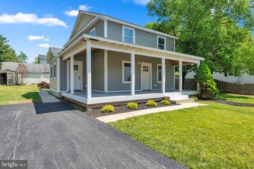 2121 ALVIN AVENUE - Photo 1