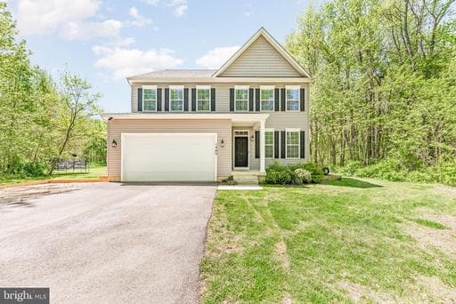1402 INSEY RD - Photo 1