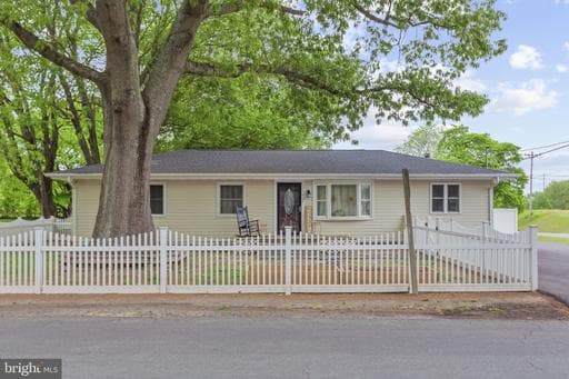 22680 BELLWOOD LANE - Photo 1