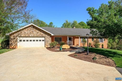 4568 ROCKFISH GAP TPKE,CHARLOTTESVILLE,VA,22903,ALBEMARLE - Photo 1