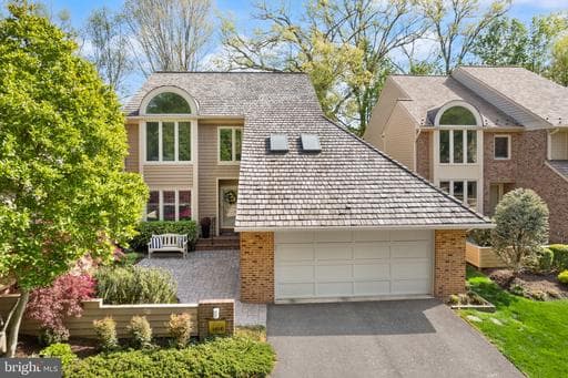 1424 BELCASTLE COURT - Photo 1