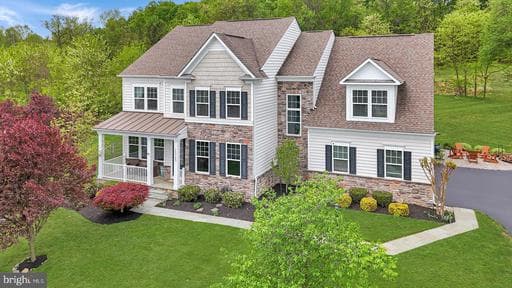 15703 WOODCHESTER COURT - Photo 1