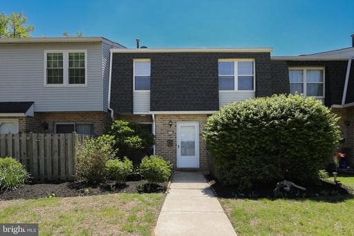 3049 HARBOUR DRIVE - Photo 1
