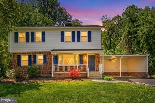 10705 OAK PLACE - Photo 1