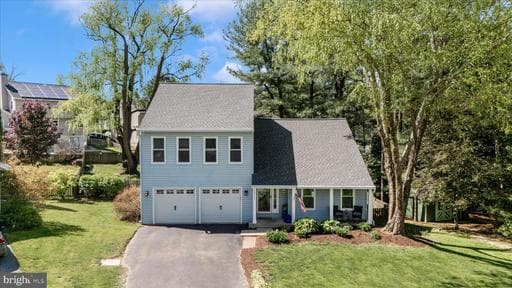 1911 STONERIDGE COURT - Photo 1