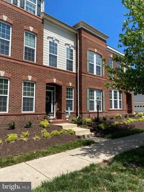 19466 Front St, Leesburg, VA 20176-6543, United States