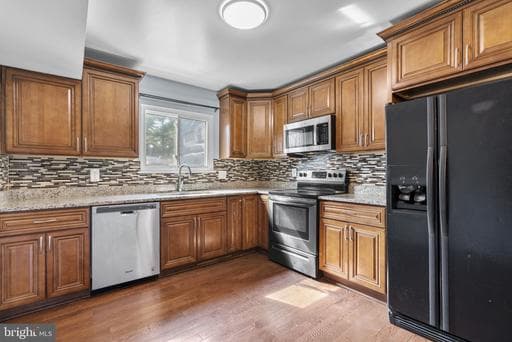 32 ANNA COURT 281 - Photo 1