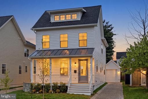 1306 S Poe St, Arlington, VA 22204-4731, United States - Photo 1