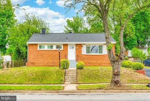 4865 66TH AVENUE - Photo 1