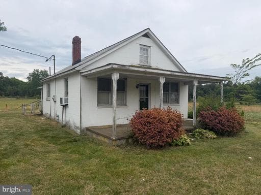 7114 MARYE ROAD - Photo 1