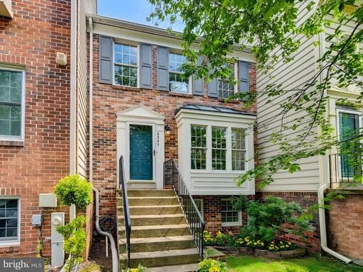 9345 BREAMORE COURT - Photo 1