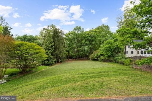 1914 BIRCH ROAD - Photo 1