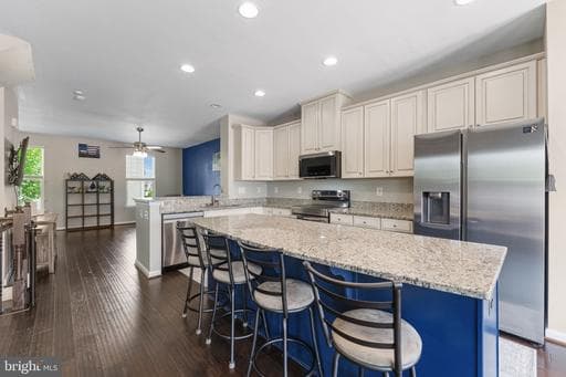 10773 HINTON WAY - Photo 1