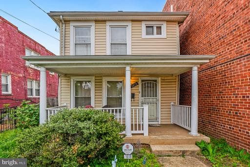 1018 45th St NE, Washington, DC 20019-3801, United States - Photo 1