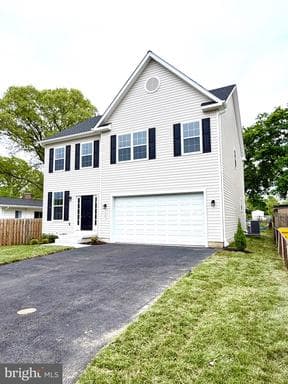 725 220TH STREET - Photo 1
