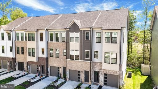 3413 HERON GLEN WAY - Photo 1