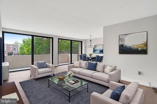 4141 N HENDERSON ROAD 107