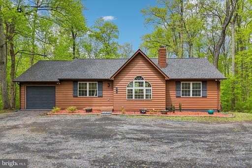 141 Hickory Nut Rd, Linden, VA 22642-5246, United States - Photo 1
