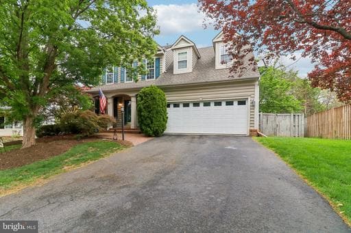 43528 CLIVEDON COURT - Photo 1