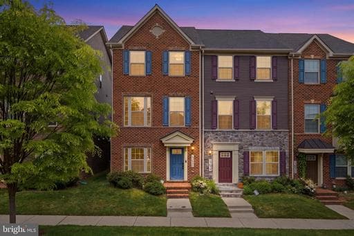 13634 Crossbill Aly, Clarksburg, MD 20871-3413, United States - Photo 1