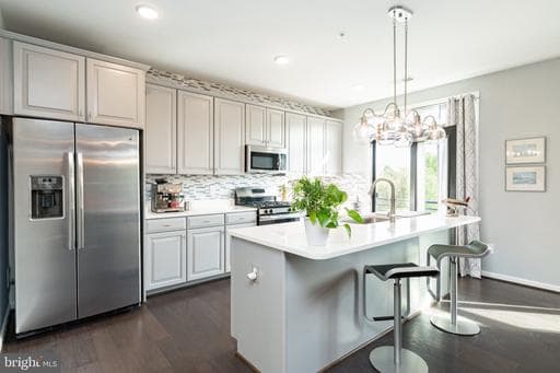 1414 Ribbon Limestone Ter SE, Leesburg, VA 20175-4734, United States