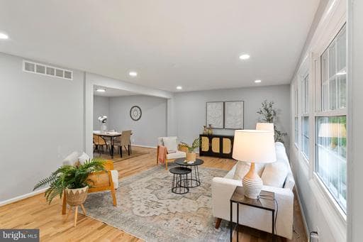 5305 HESPERUS DRIVE - Photo 1