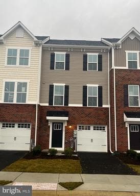 2524 SCHOONER WAY - Photo 1