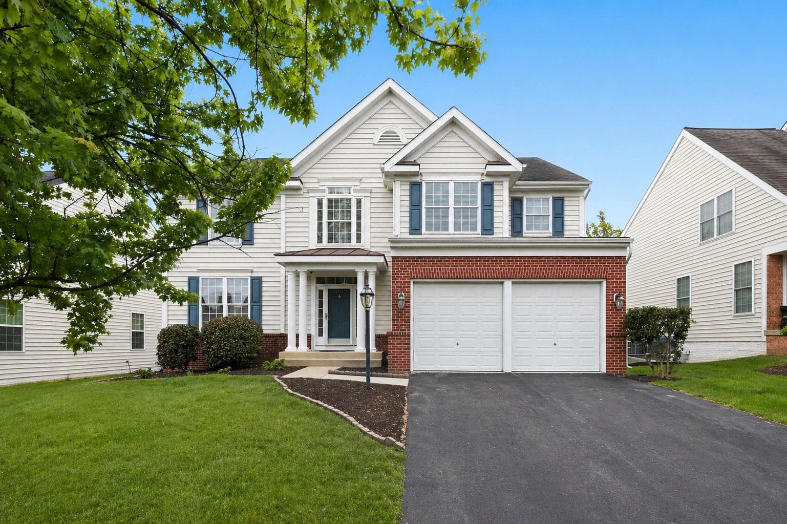 13635 Dodsworth Dr, Bristow, VA 20136-5803, United States - Photo 1
