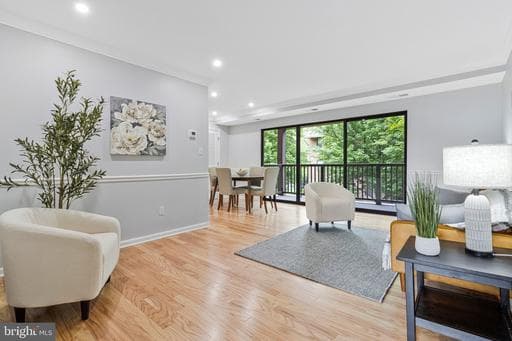2754 Hollywood Rd, Falls Church, VA 22043-3668, United States