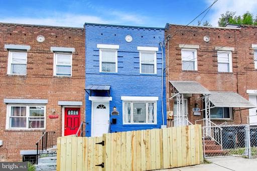 1310 DEXTER TERRACE - Photo 1