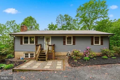 2718 JACKSON DRIVE - Photo 1