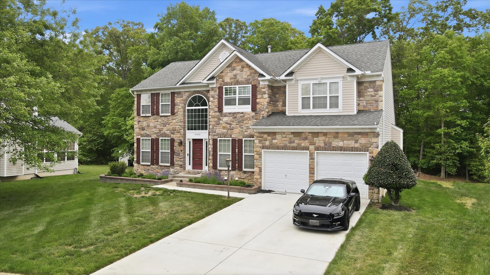 16603 MANNINGTON ROAD - Photo 1