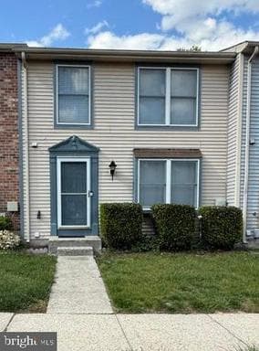 7508 WHALER COURT - Photo 1