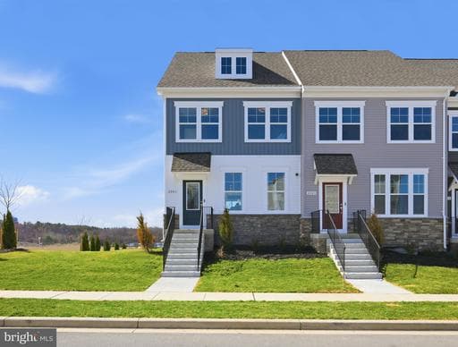 2027 TWISTED OAK PLACE - Photo 1