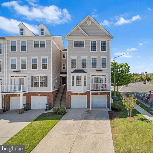 2499 Curie Ct, Herndon, VA 20171-6101, United States