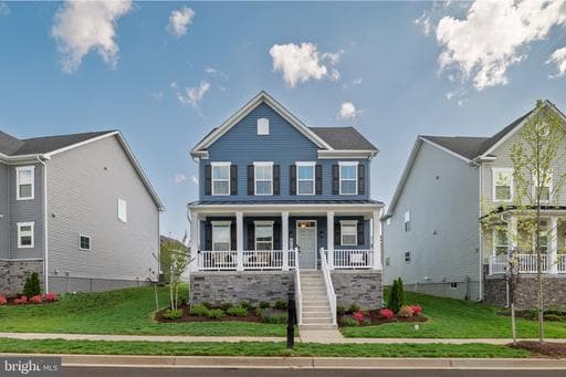 910 Clarendon Farm Ln, Brunswick, MD 21716-1484, United States - Photo 1