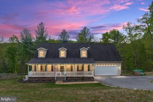 220 DEERHAVEN ROAD - Photo 1