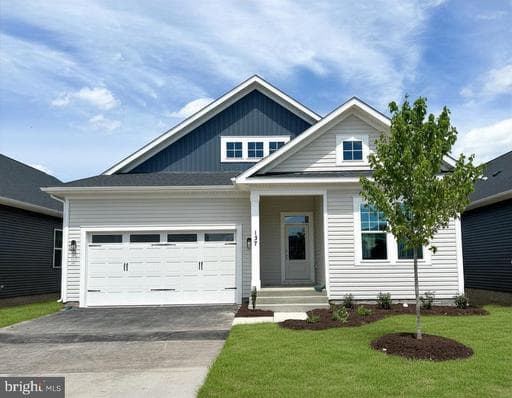 137 OLEANDER COURT - Photo 1