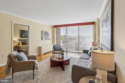 3001 VEAZEY TERRACE 1307 - Photo 1