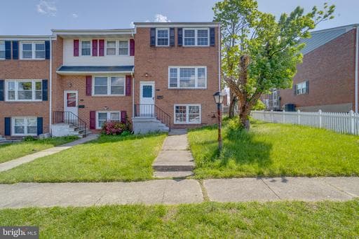 5611 Chelwynd Rd, Halethorpe, MD 21227-3807, United States - Photo 1