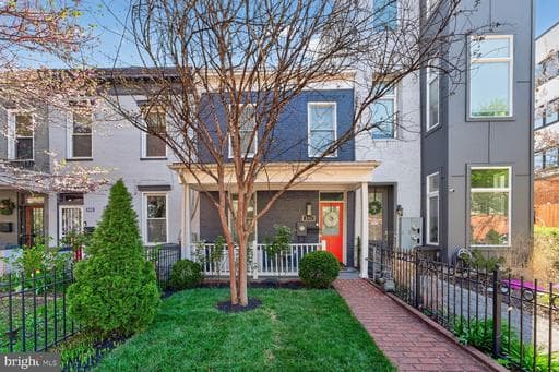 803 9TH STREET