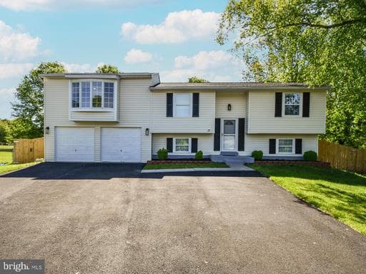 8139 WINDMILL COURT - Photo 1