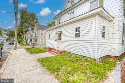 316 W END AVENUE - Photo 1