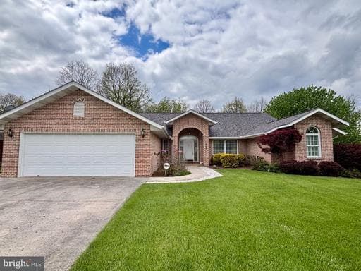 209 James Ct, Frostburg, MD 21532-1429, United States - Photo 1