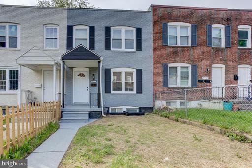 4111 AUDREY AVENUE - Photo 1